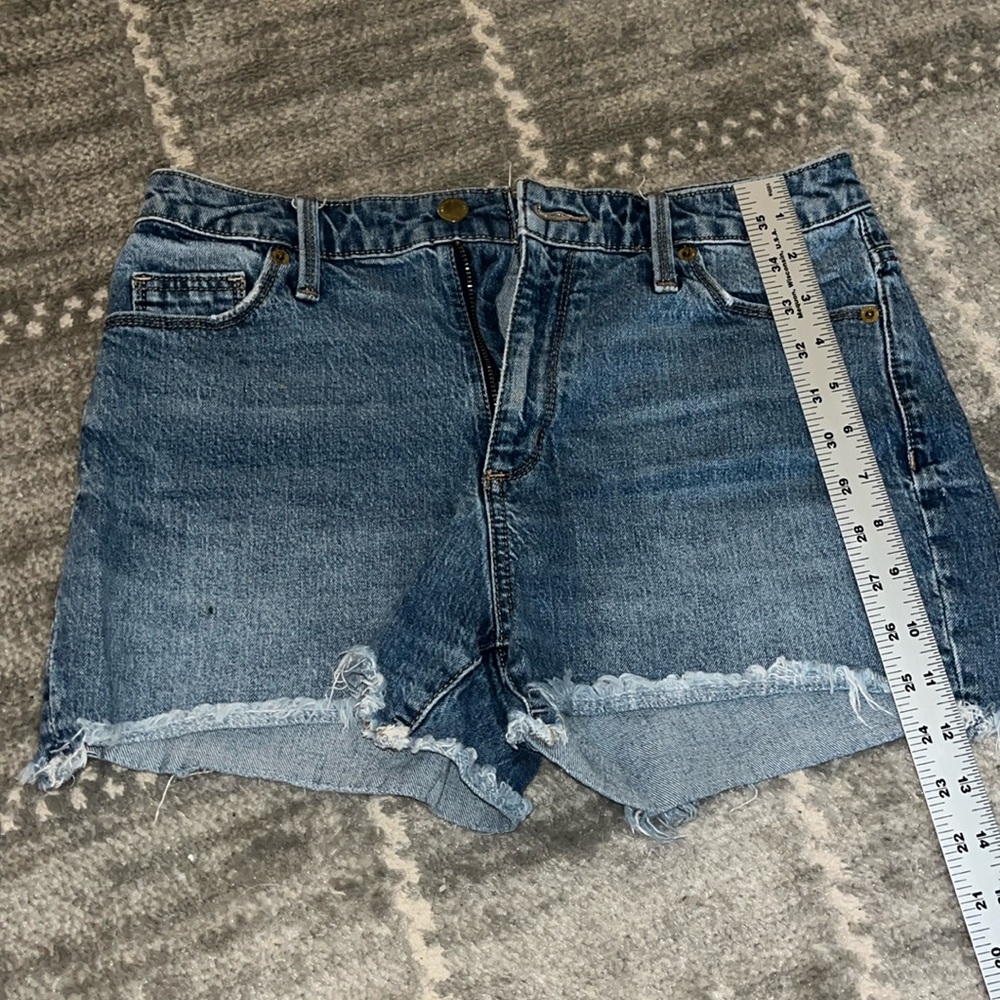 Universal Thread high rise shortie Jean shorts size 6
